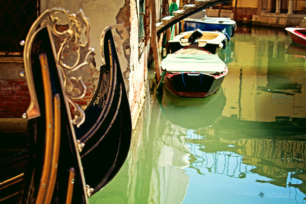 156_edited-2lovecouture_logoresized